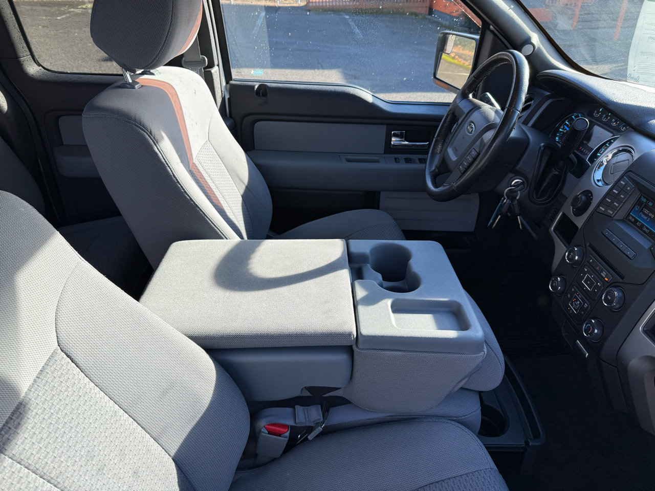 Ford F-150 XLT SuperCab 5.5-ft. Bed 4WD 2014