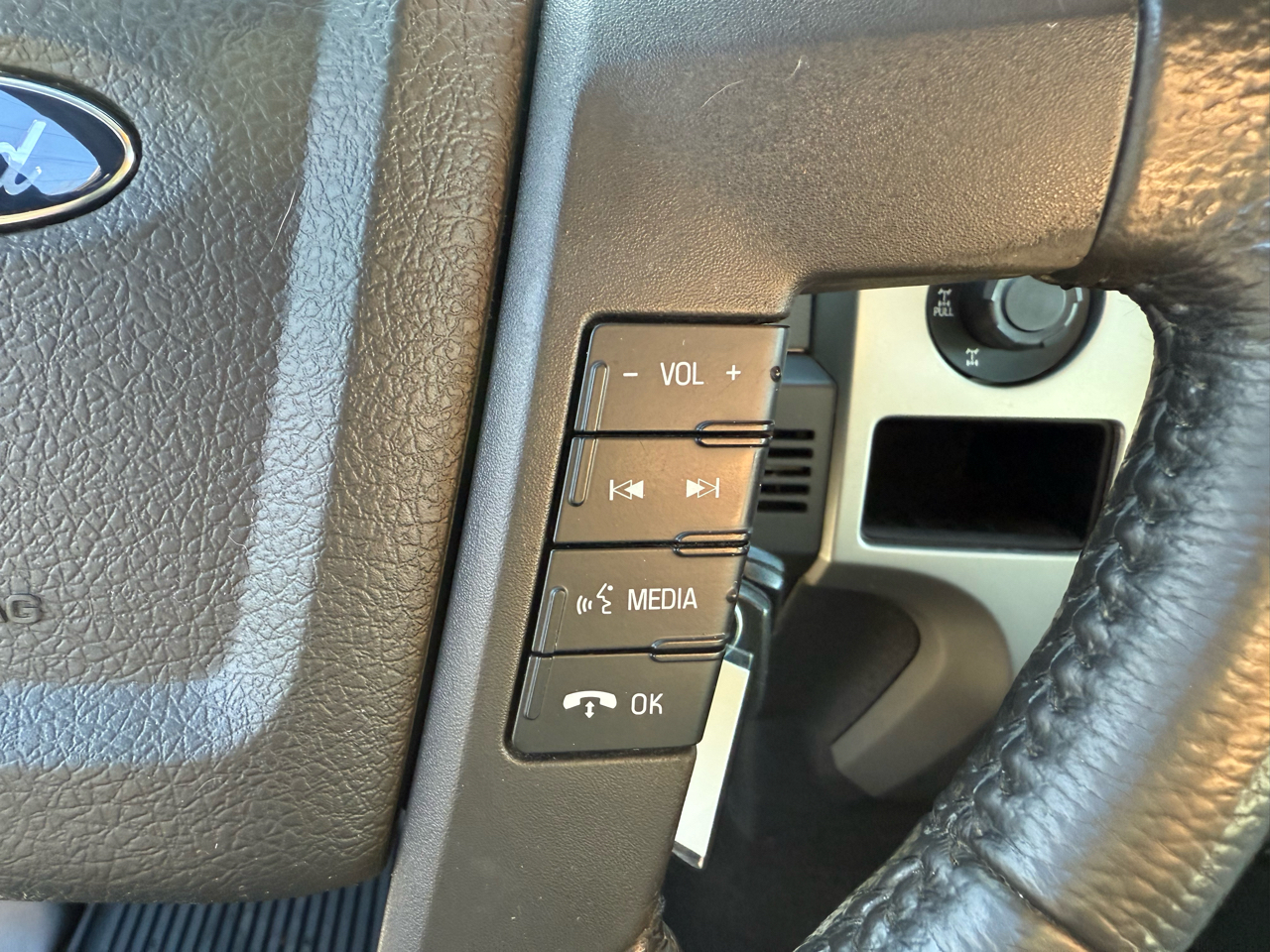 Ford F-150 XLT SuperCab 5.5-ft. Bed 4WD 2014