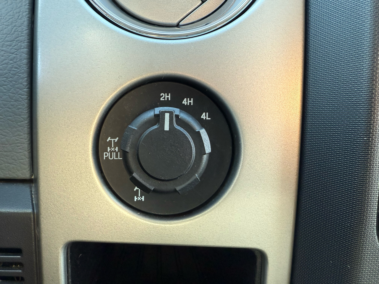 Ford F-150 XLT SuperCab 5.5-ft. Bed 4WD 2014