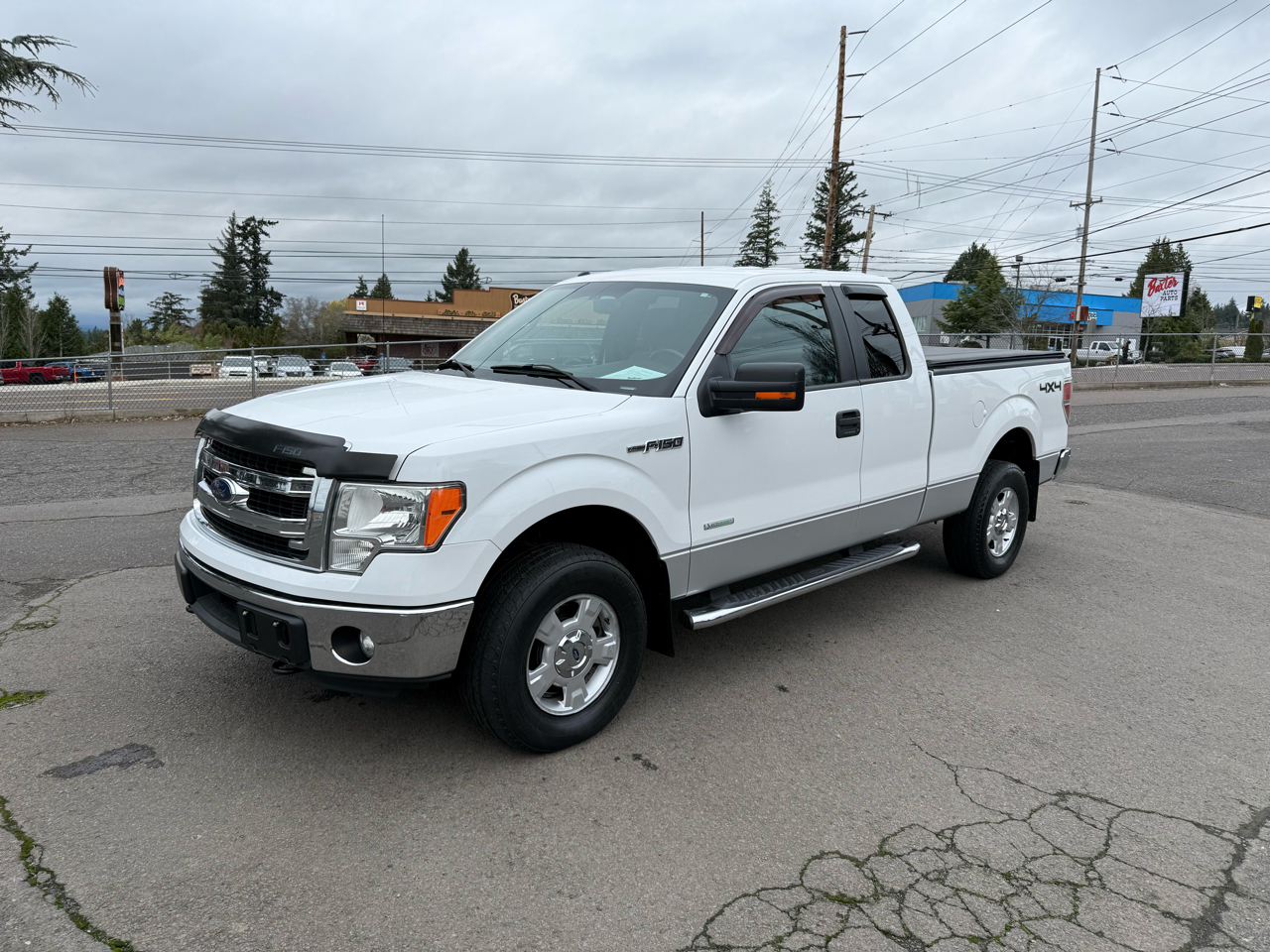 Ford F-150 XLT SuperCab 5.5-ft. Bed 4WD 2014