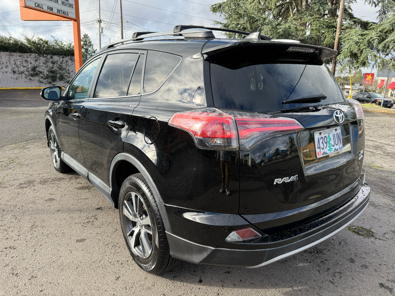 Toyota RAV4 XLE AWD 2017