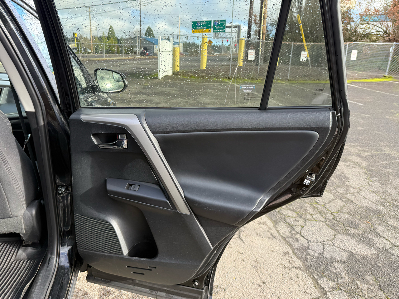 Toyota RAV4 XLE AWD 2017