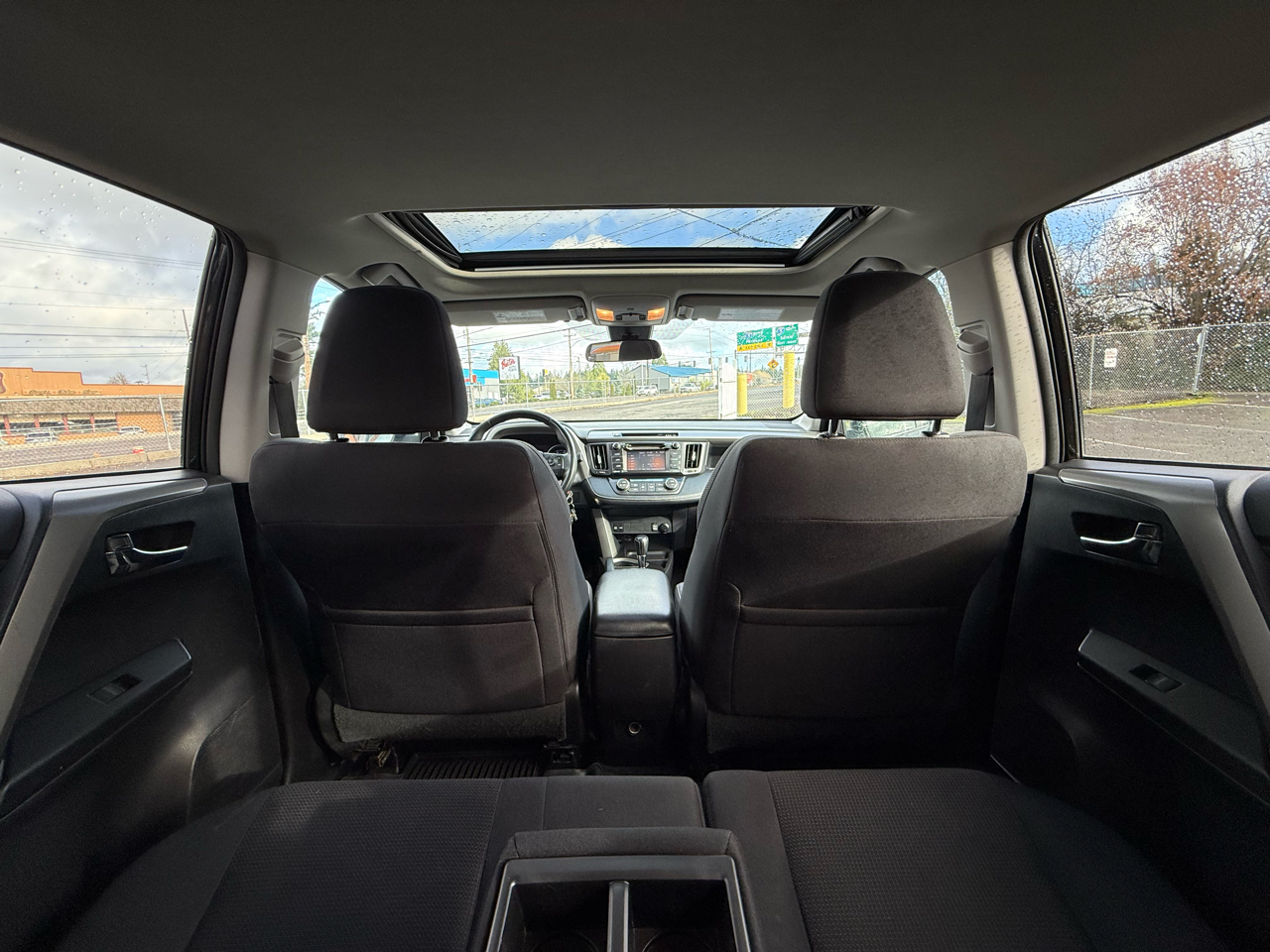 Toyota RAV4 XLE AWD 2017