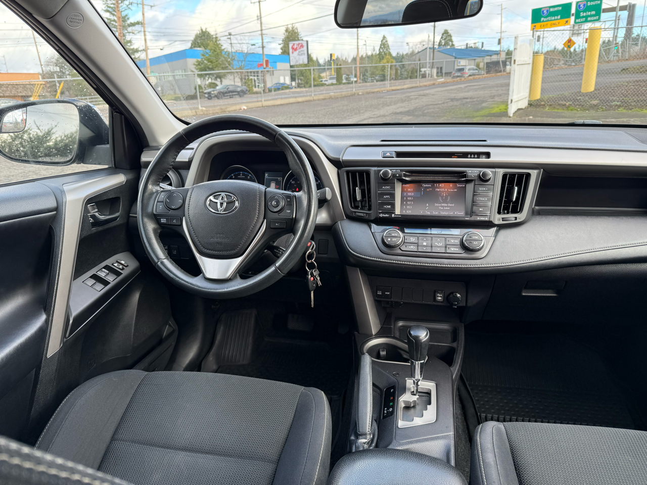 Toyota RAV4 XLE AWD 2017