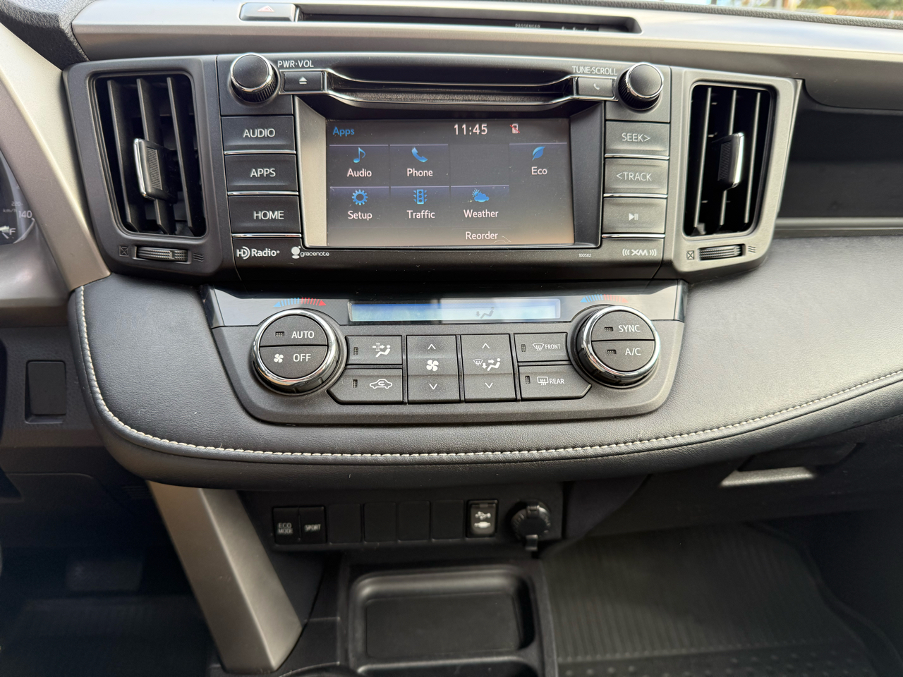 Toyota RAV4 XLE AWD 2017