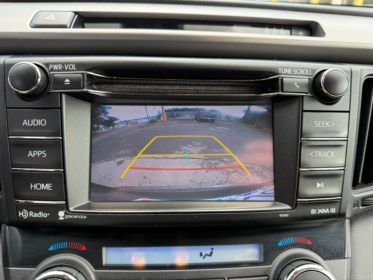 Toyota RAV4 XLE AWD 2017