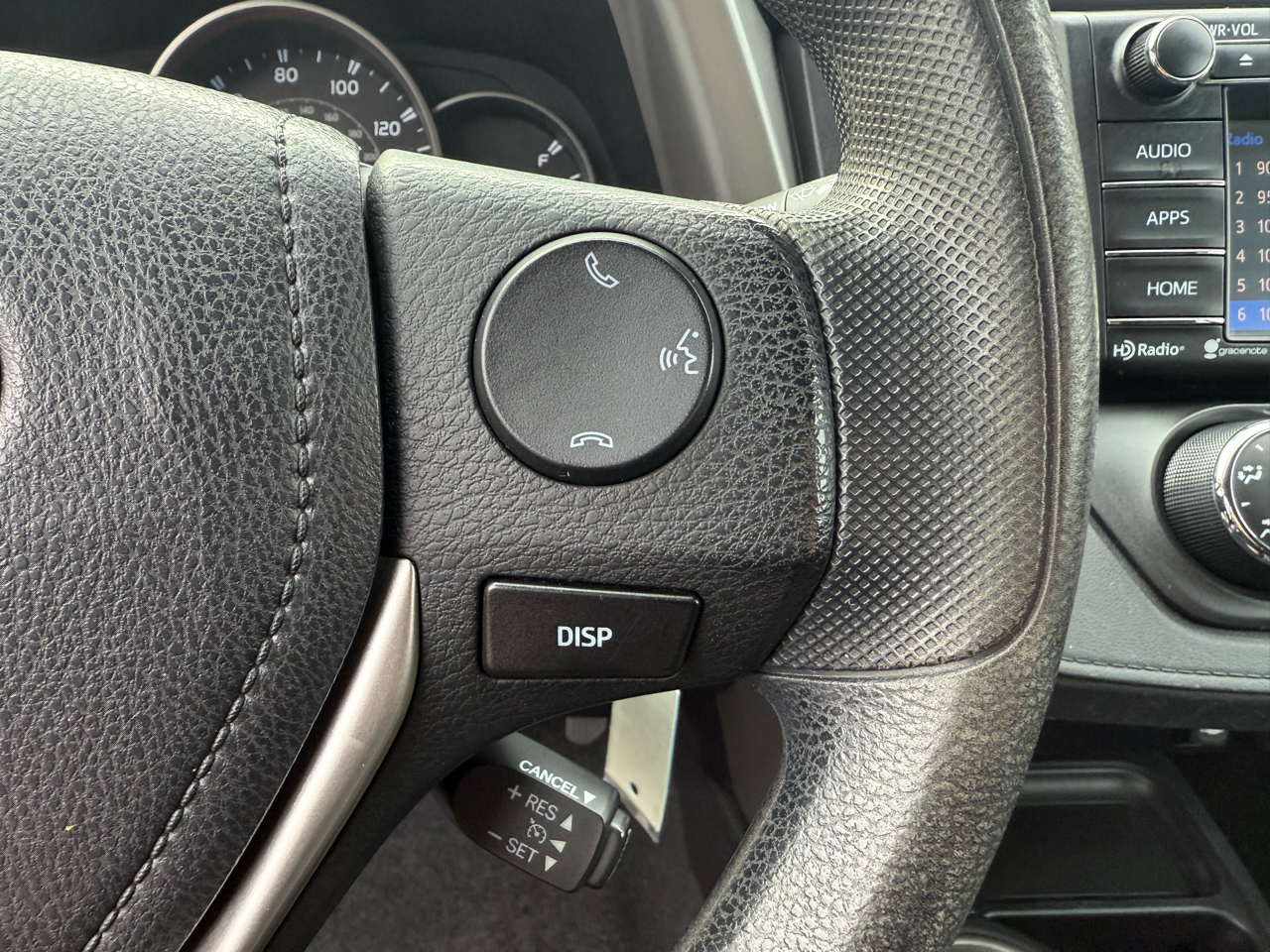 Toyota RAV4 LE AWD 2016