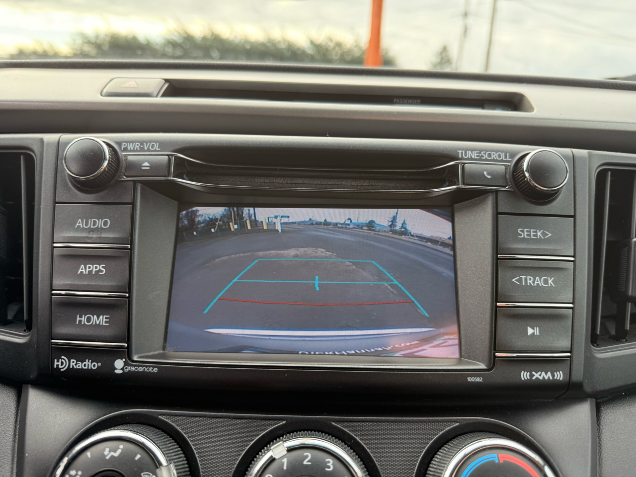 Toyota RAV4 LE AWD 2016