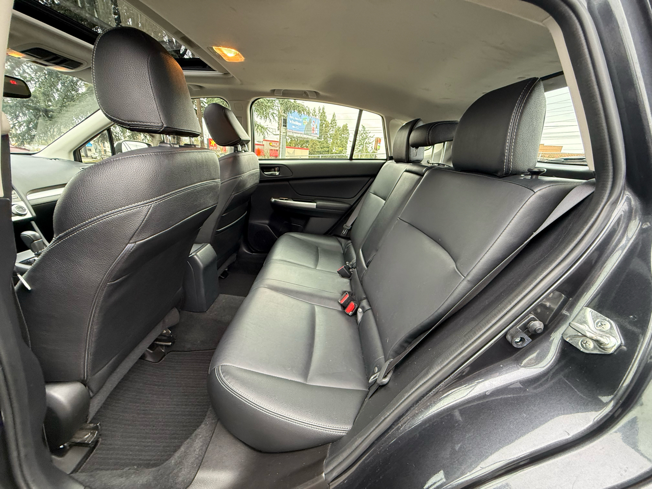 Subaru Impreza 2.0i Sport Limited PZEV 5-Door 2016