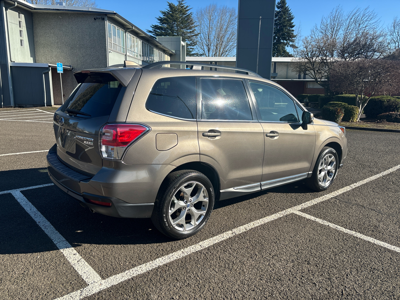 Subaru Forester 2.5i Touring 2017