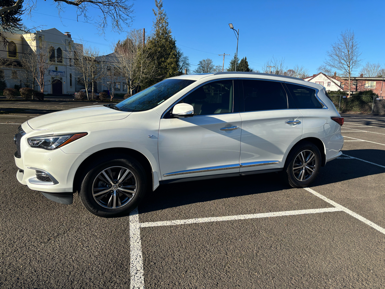 Infiniti QX60 AWD 2016