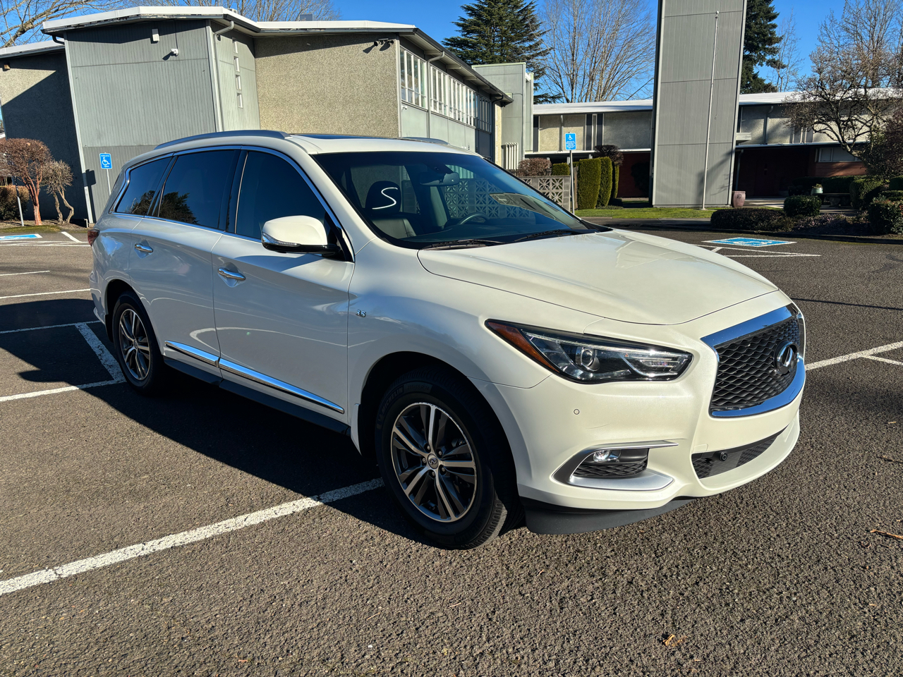 Infiniti QX60 AWD 2016
