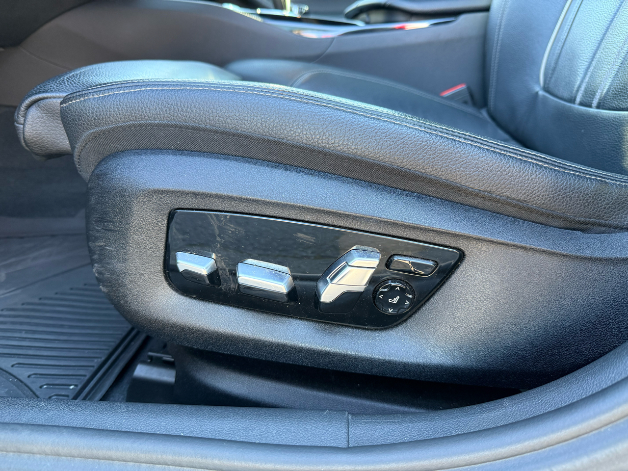 BMW 5-Series M550i xDrive 2018