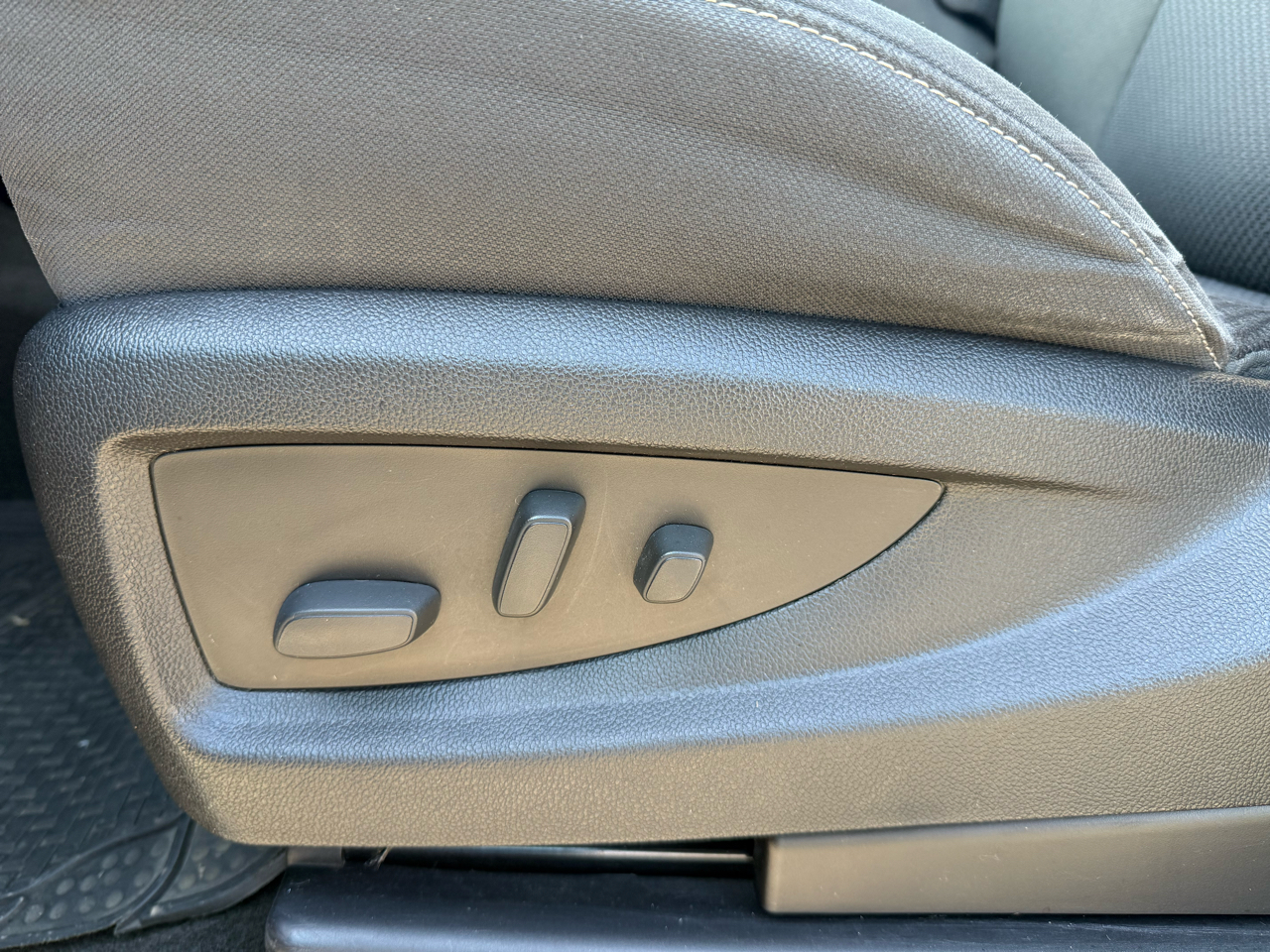 GMC Sierra 1500 SLE Crew Cab 4WD 2015