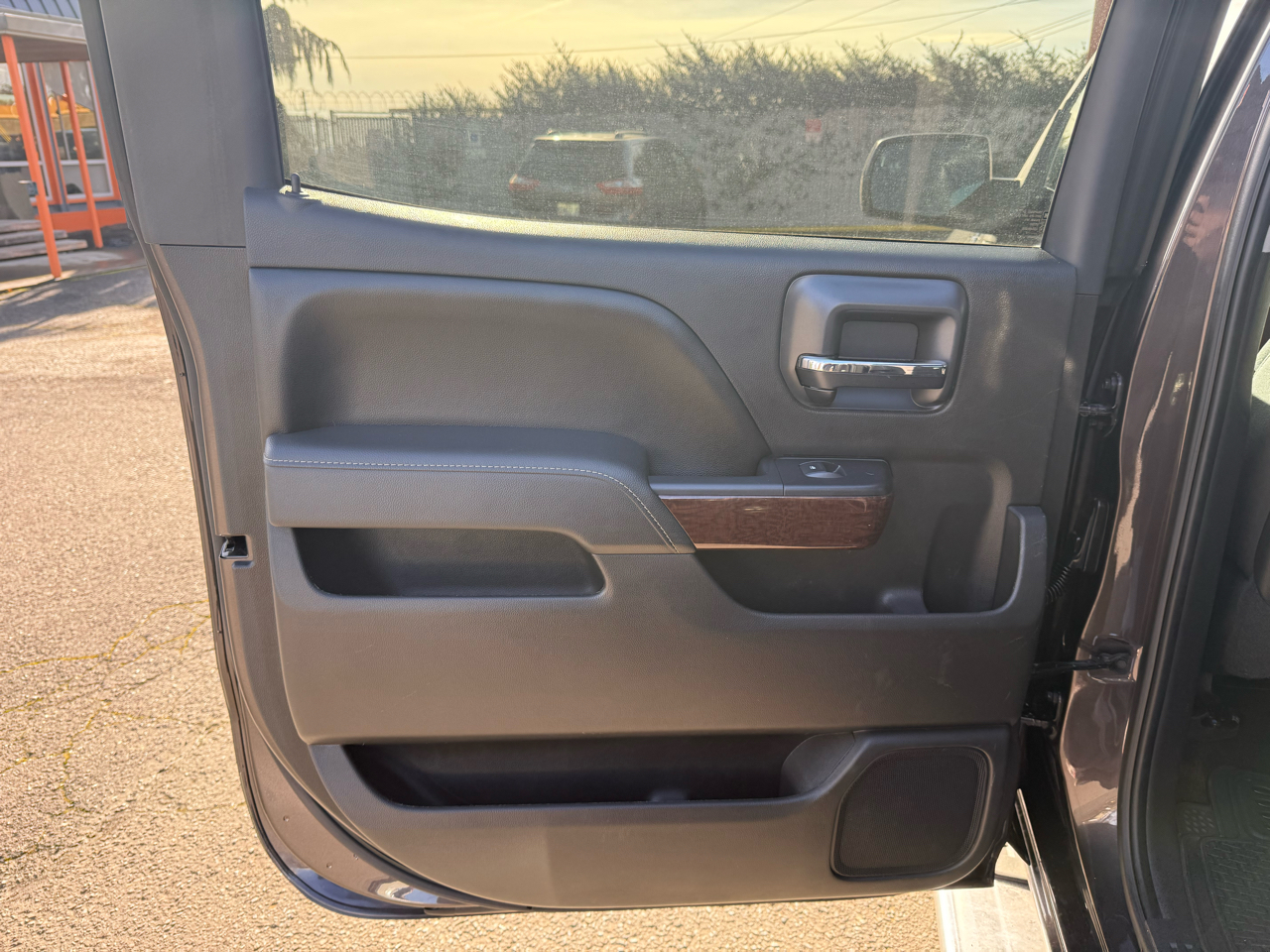 GMC Sierra 1500 SLE Crew Cab 4WD 2015