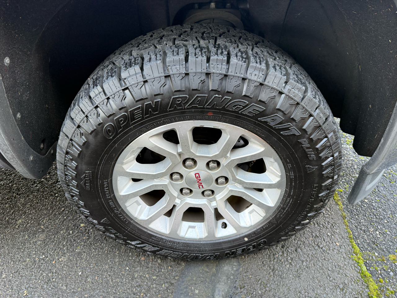 GMC Sierra 1500 SLE Crew Cab 4WD 2015