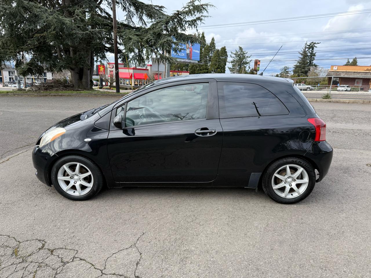 Toyota Yaris 3-Door Liftback 2007
