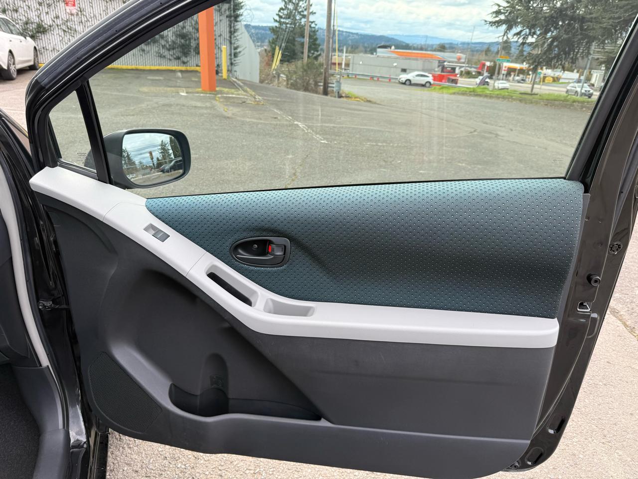 Toyota Yaris 3-Door Liftback 2007