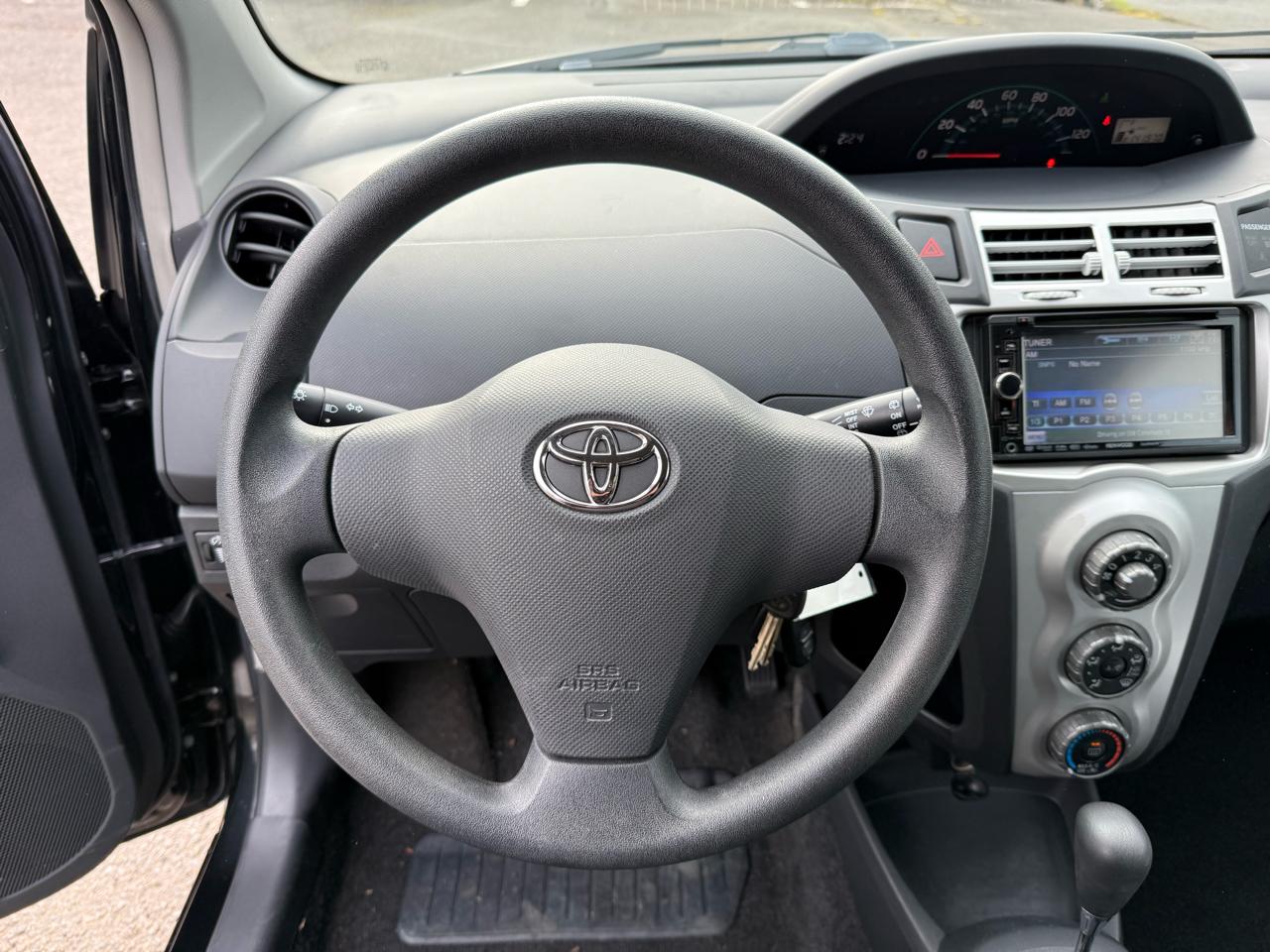 Toyota Yaris 3-Door Liftback 2007