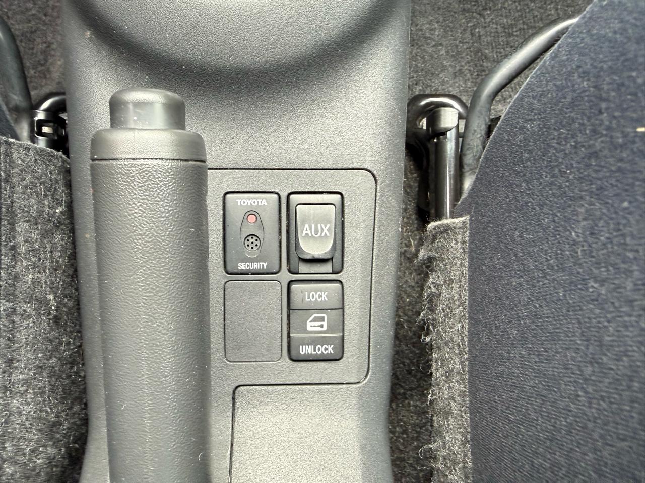 Toyota Yaris 3-Door Liftback 2007