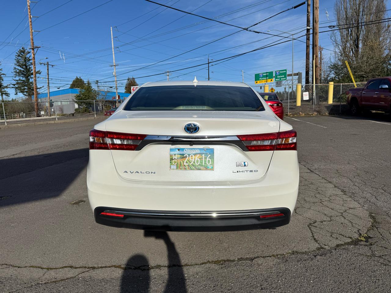 Toyota Avalon Hybrid XLE Premium 2013