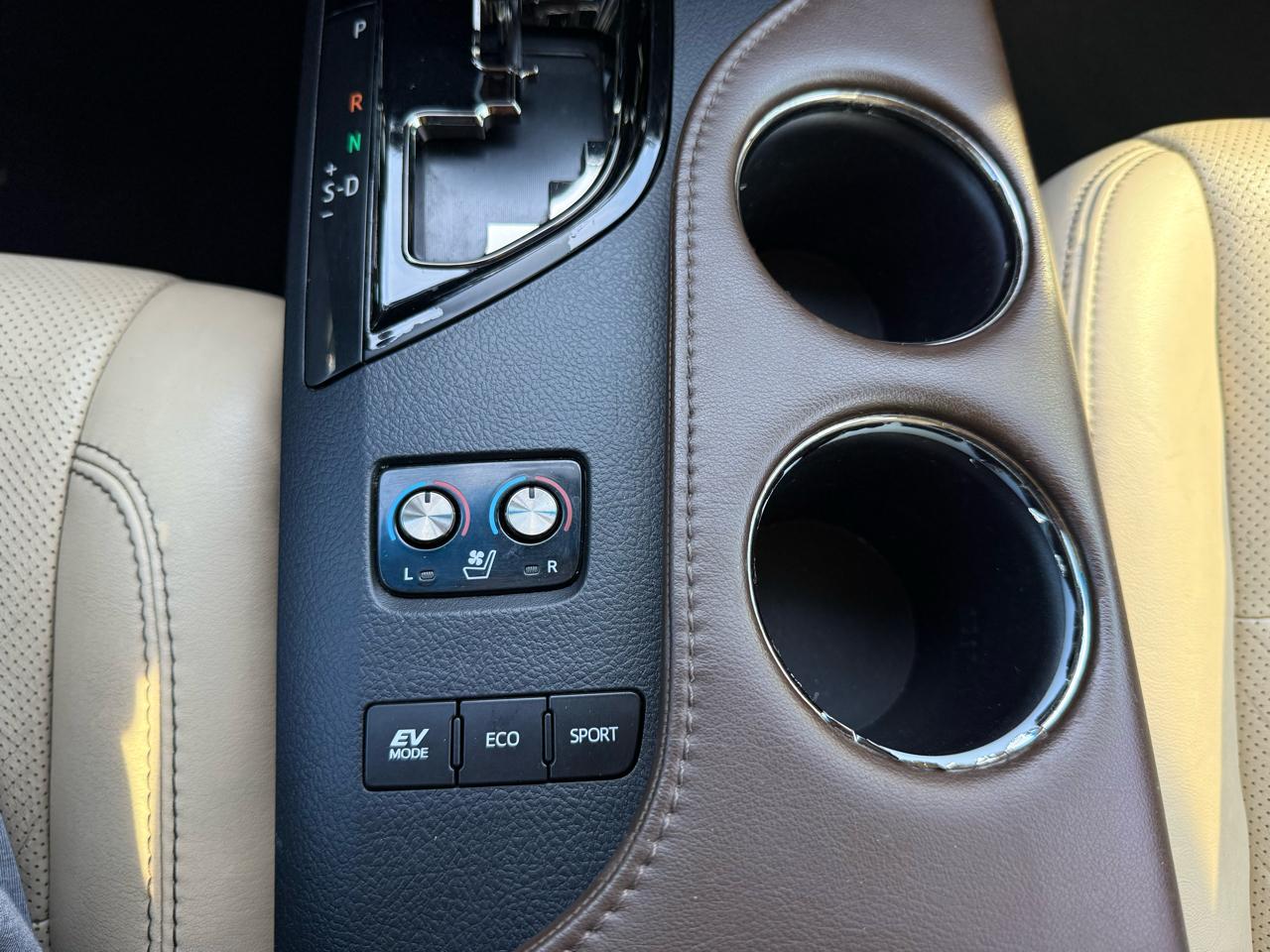 Toyota Avalon Hybrid XLE Premium 2013