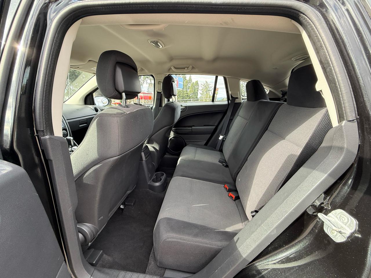 Dodge Caliber 4dr HB SXT 2010