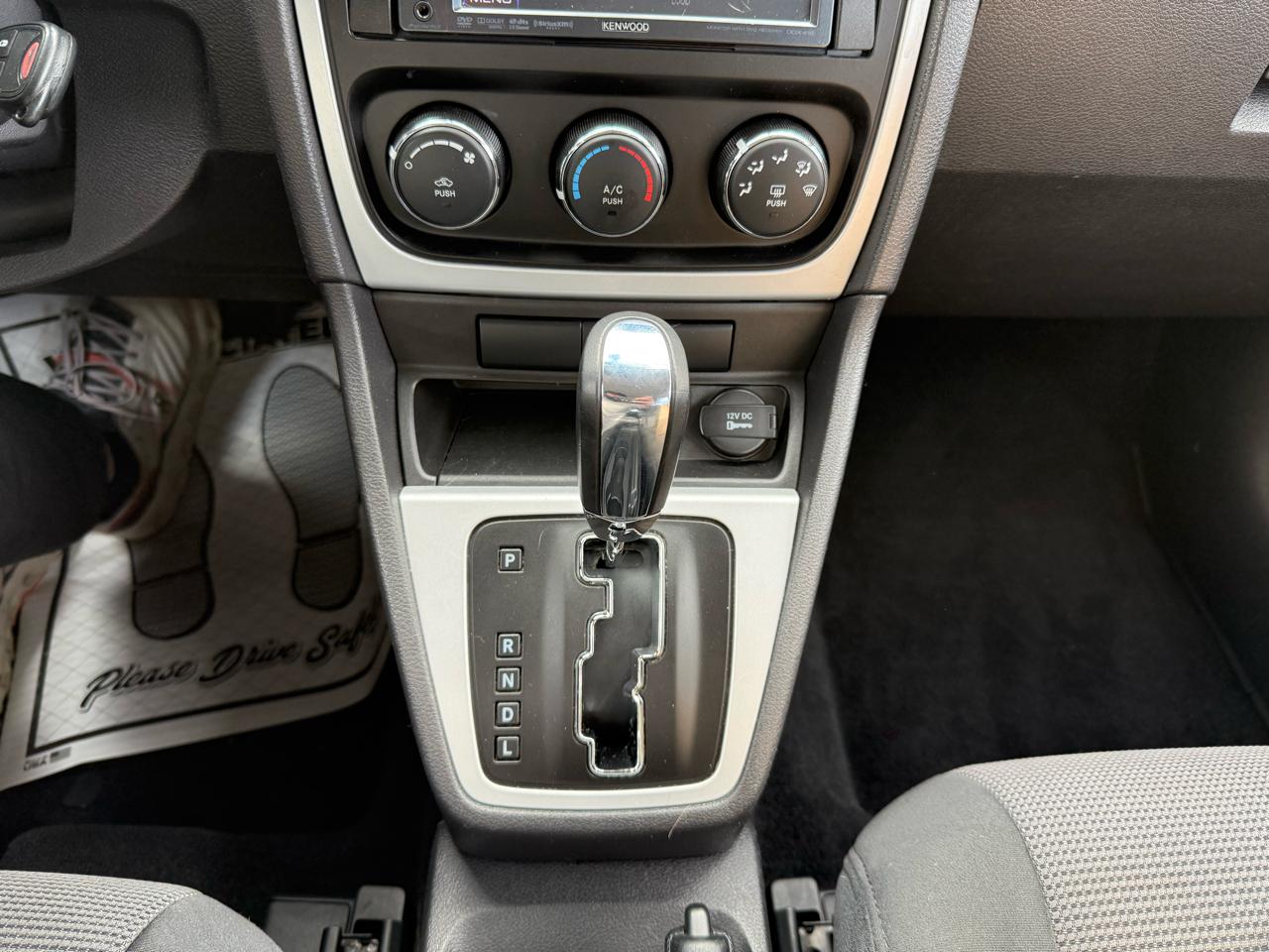 Dodge Caliber 4dr HB SXT 2010