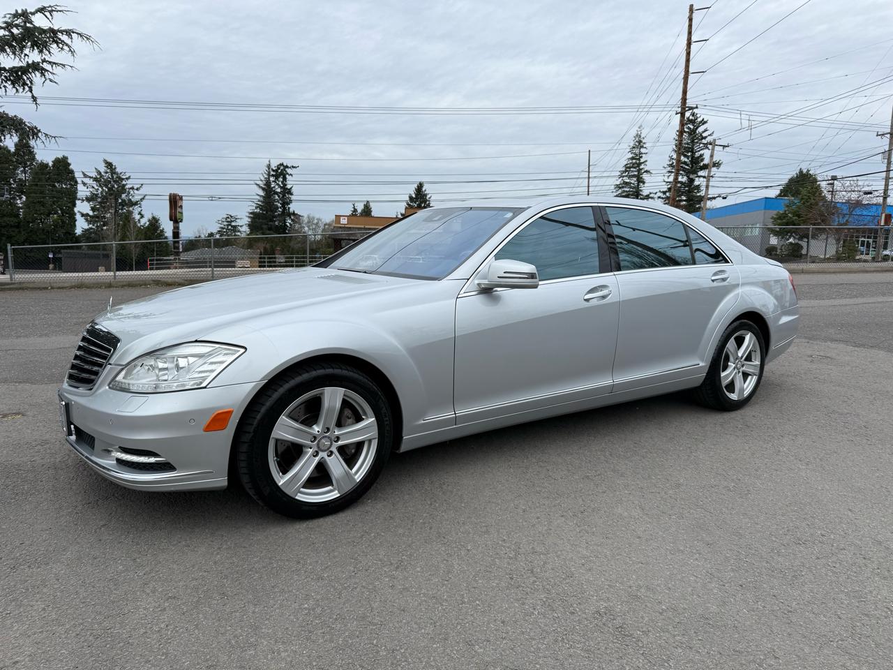 Mercedes-Benz S-Class S550 4-MATIC 2010
