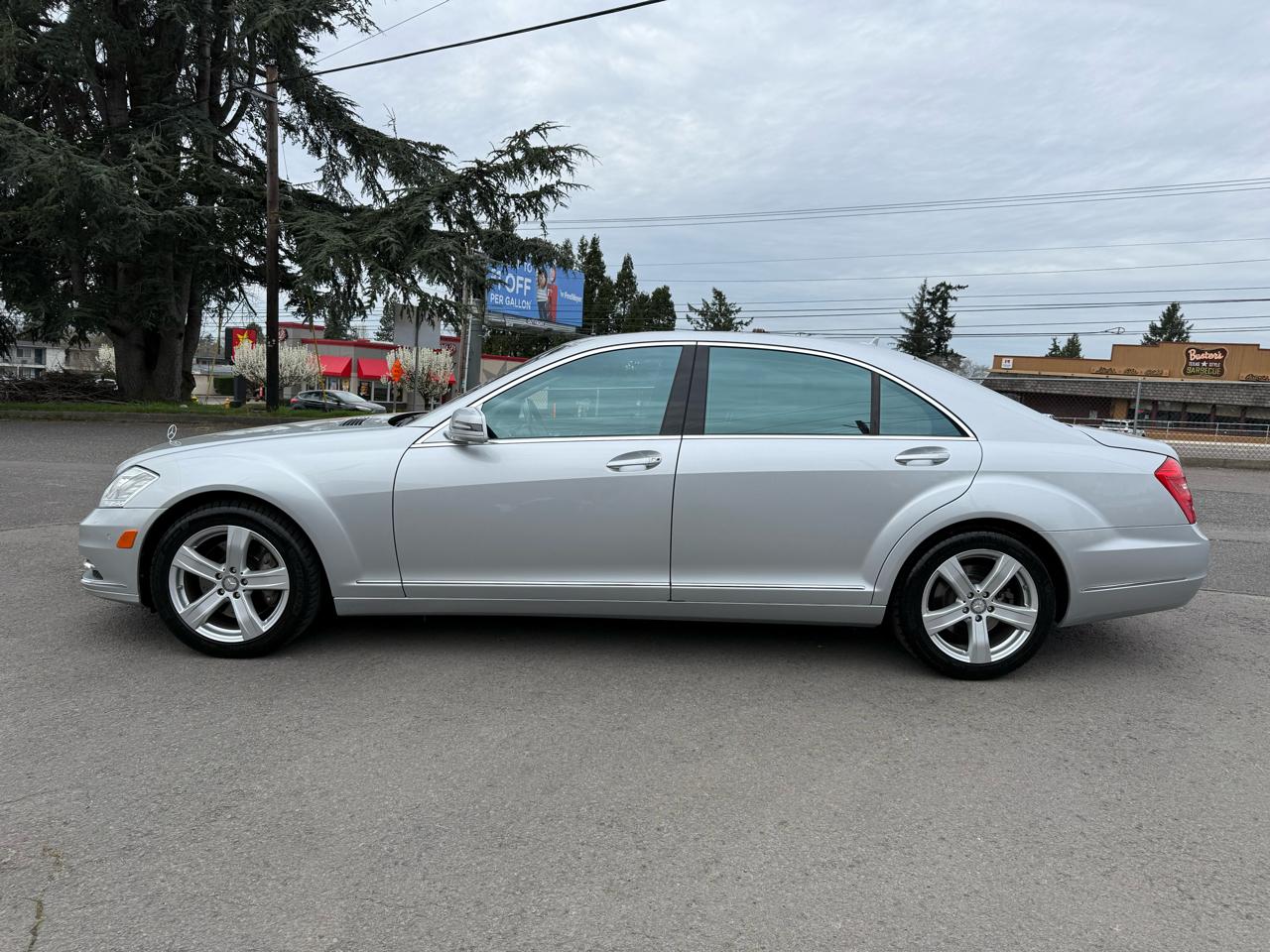 Mercedes-Benz S-Class S550 4-MATIC 2010