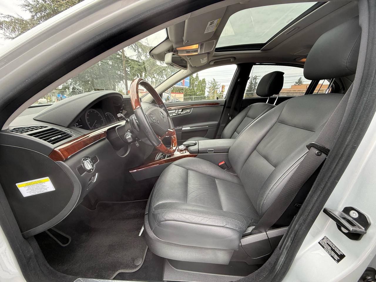 Mercedes-Benz S-Class S550 4-MATIC 2010