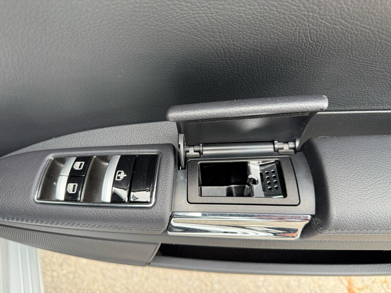 Mercedes-Benz S-Class S550 4-MATIC 2010