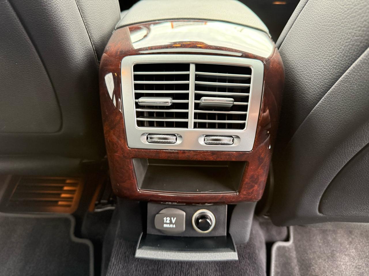 Mercedes-Benz S-Class S550 4-MATIC 2010