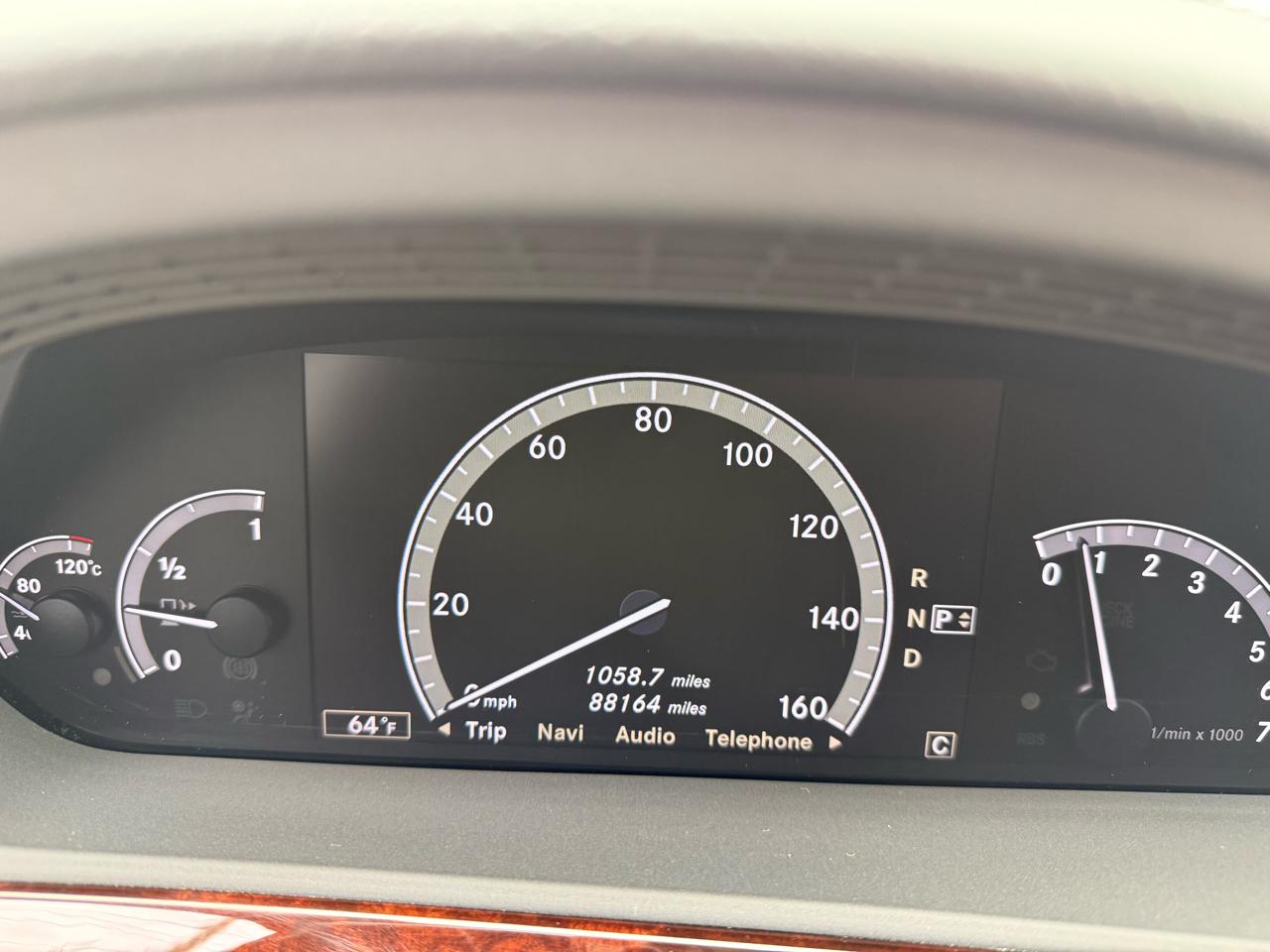 Mercedes-Benz S-Class S550 4-MATIC 2010