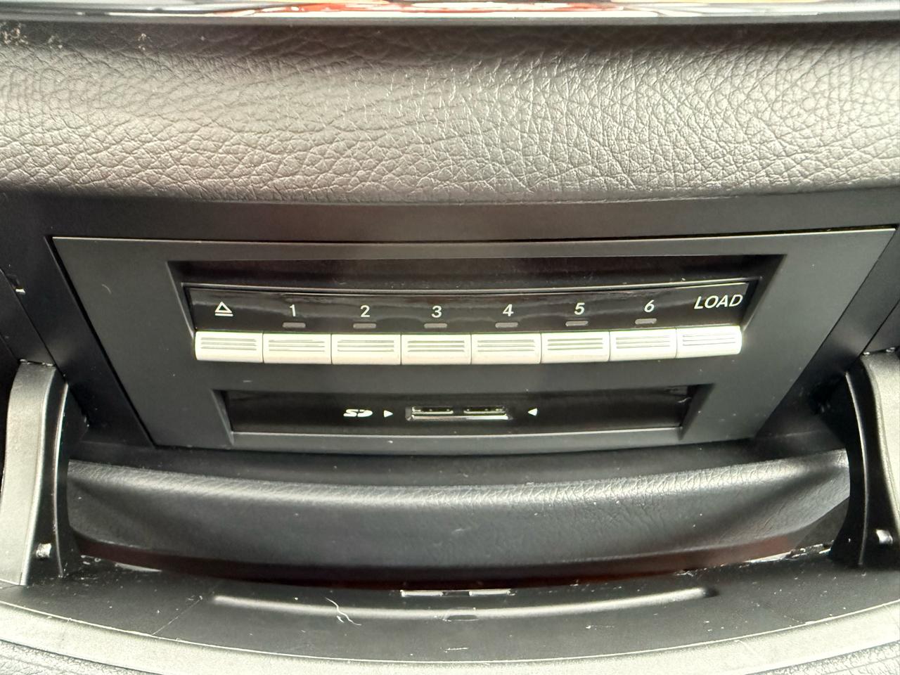 Mercedes-Benz S-Class S550 4-MATIC 2010