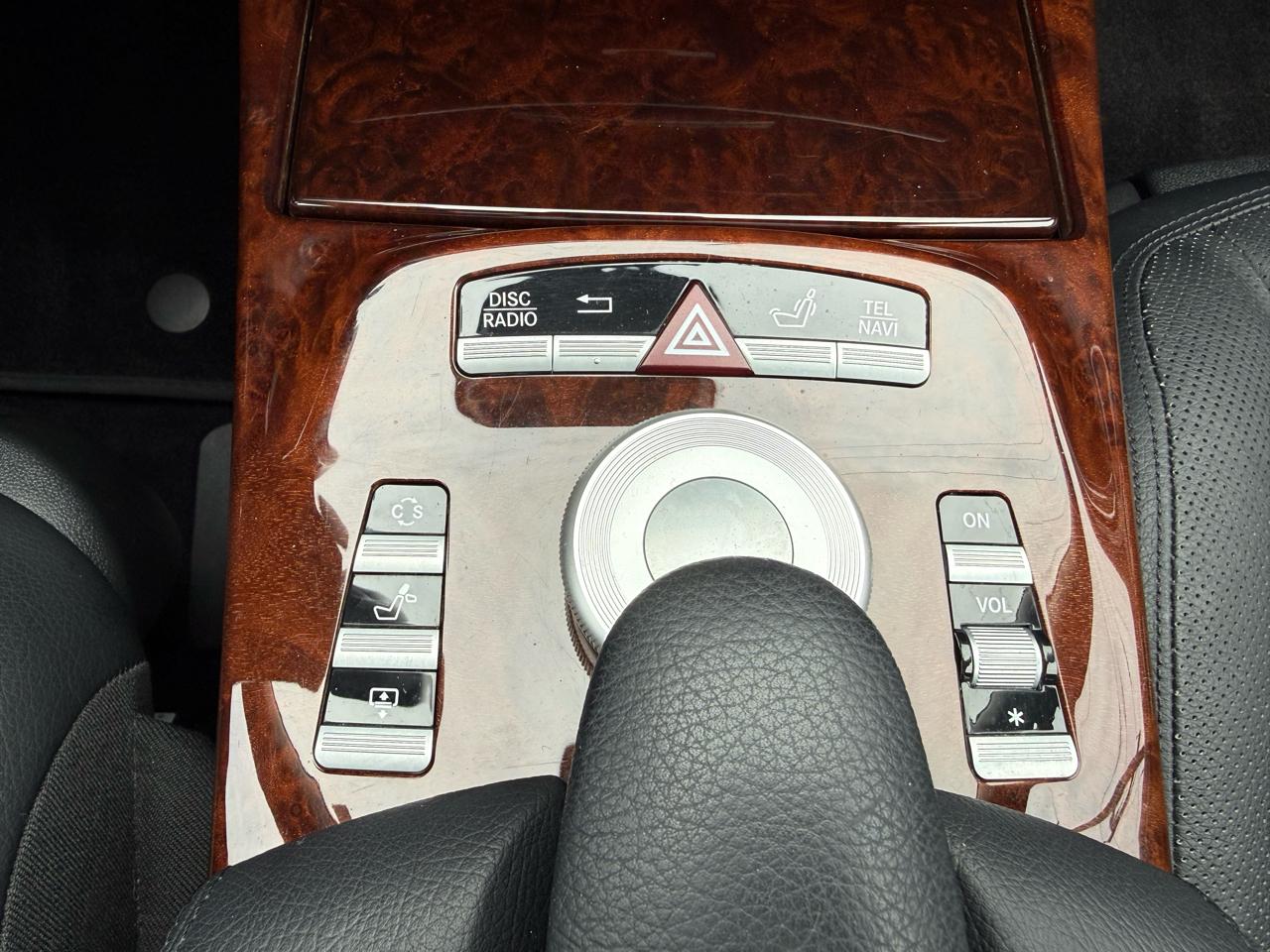 Mercedes-Benz S-Class S550 4-MATIC 2010