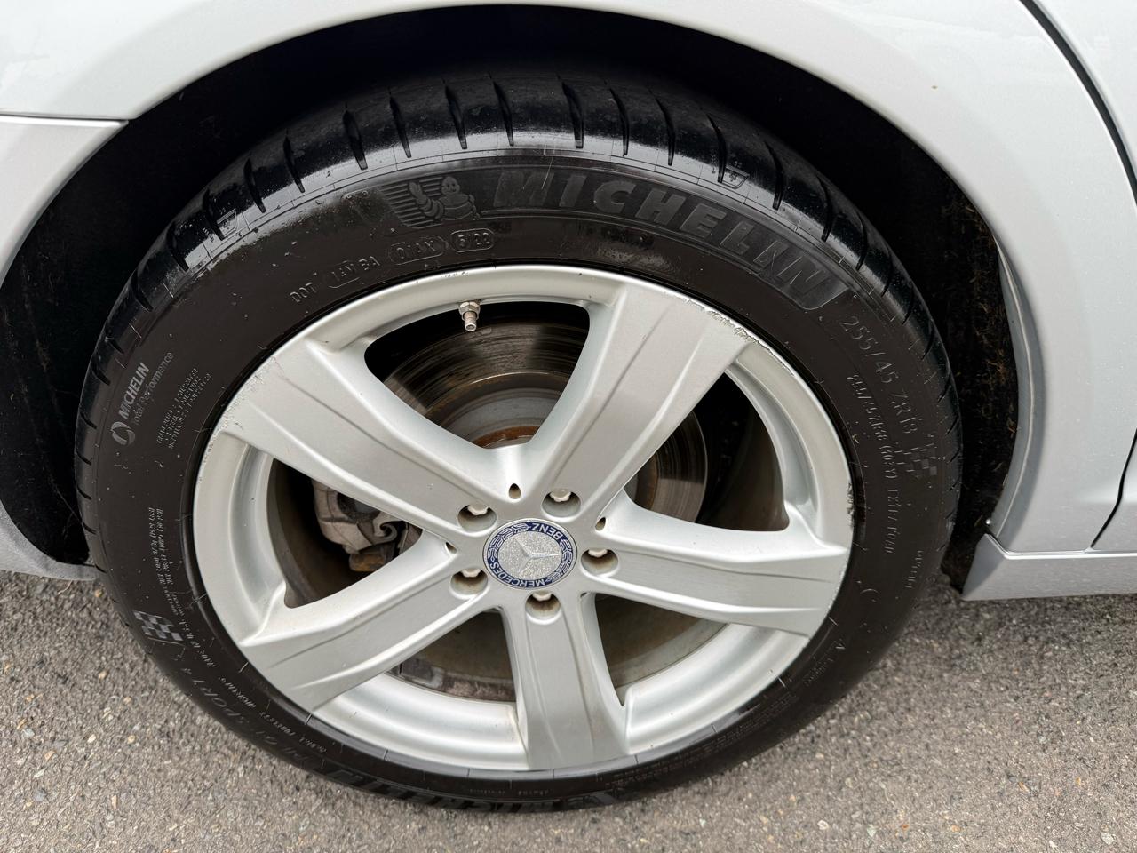 Mercedes-Benz S-Class S550 4-MATIC 2010