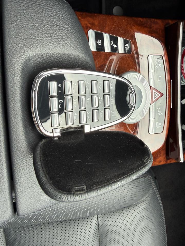 Mercedes-Benz S-Class S550 4-MATIC 2010