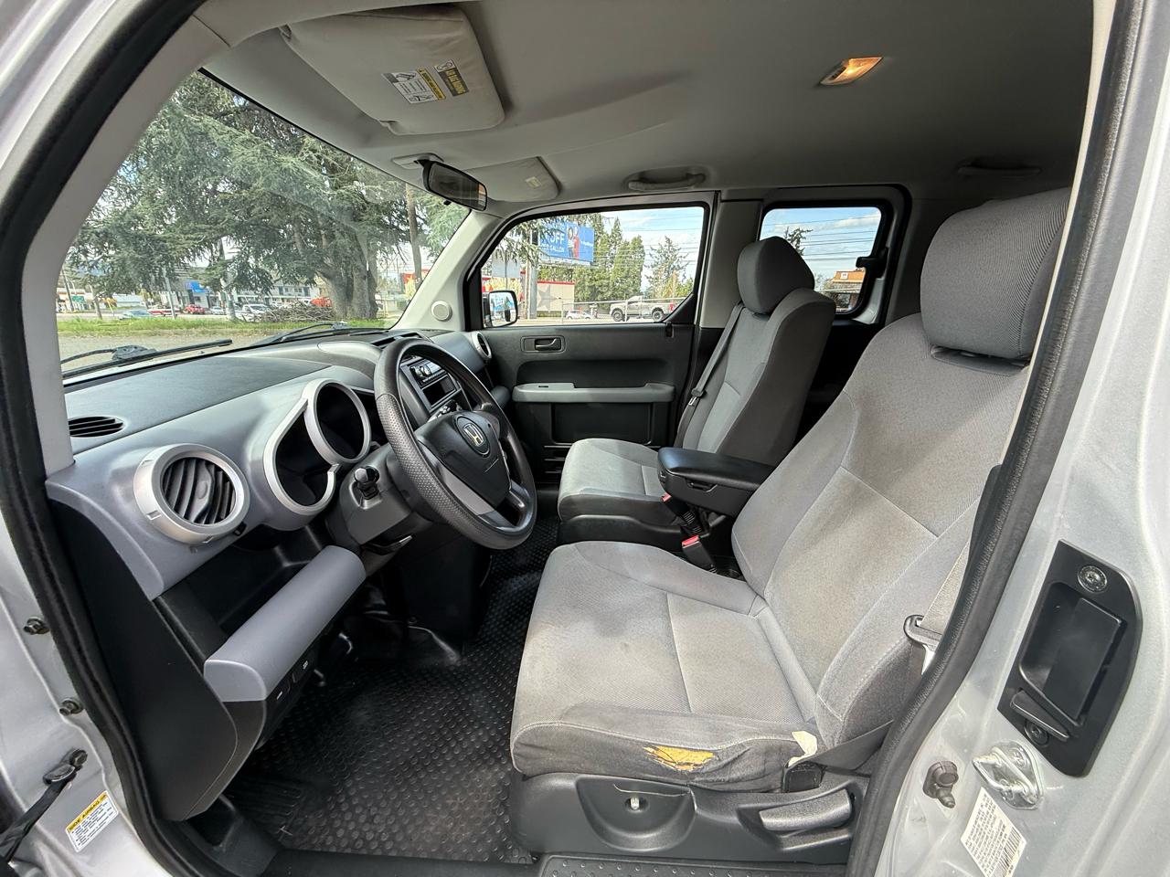 Honda Element LX 2WD AT 2007