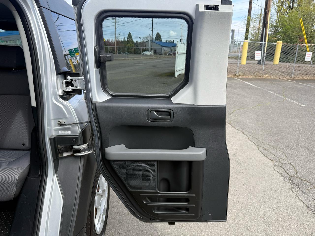 Honda Element LX 2WD AT 2007