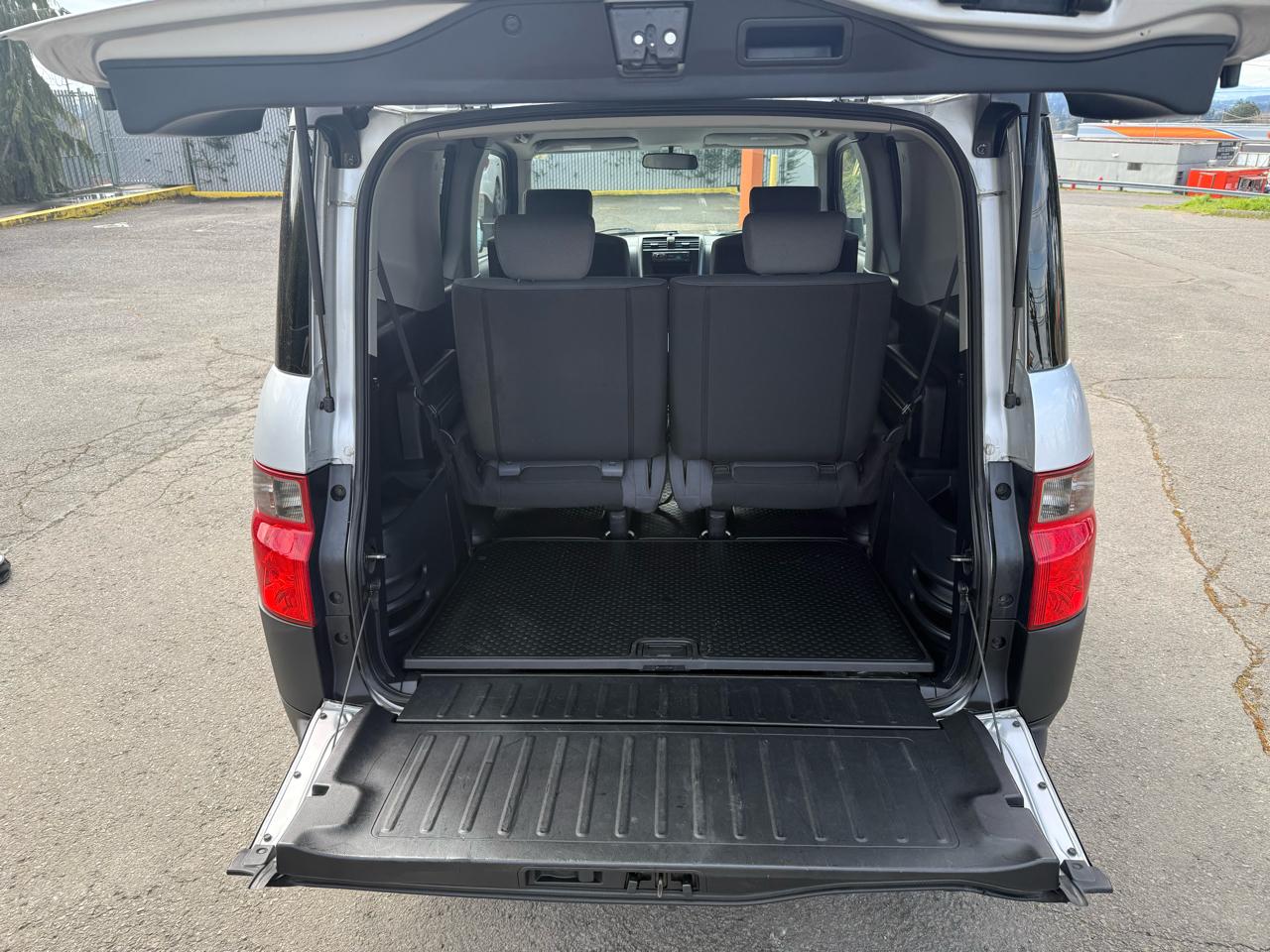 Honda Element LX 2WD AT 2007