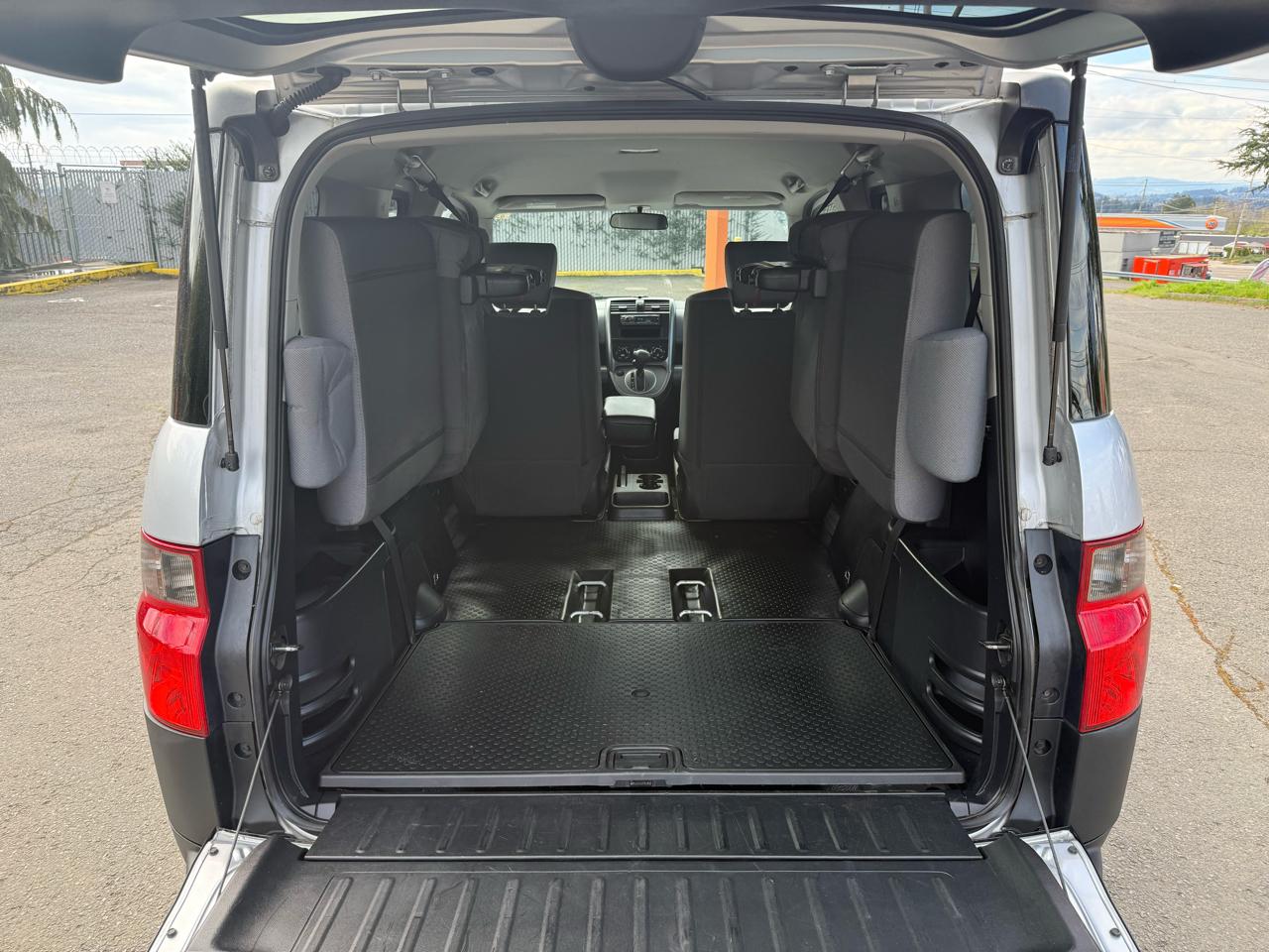 Honda Element LX 2WD AT 2007