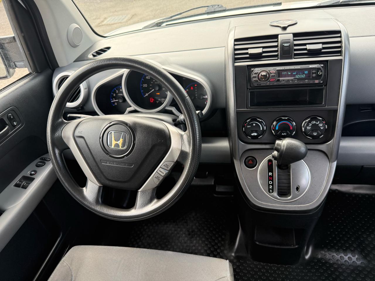 Honda Element LX 2WD AT 2007