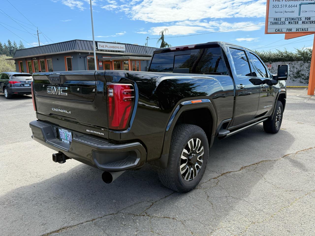 GMC Sierra 3500HD Denali Ultimate Crew Cab 4WD 2024