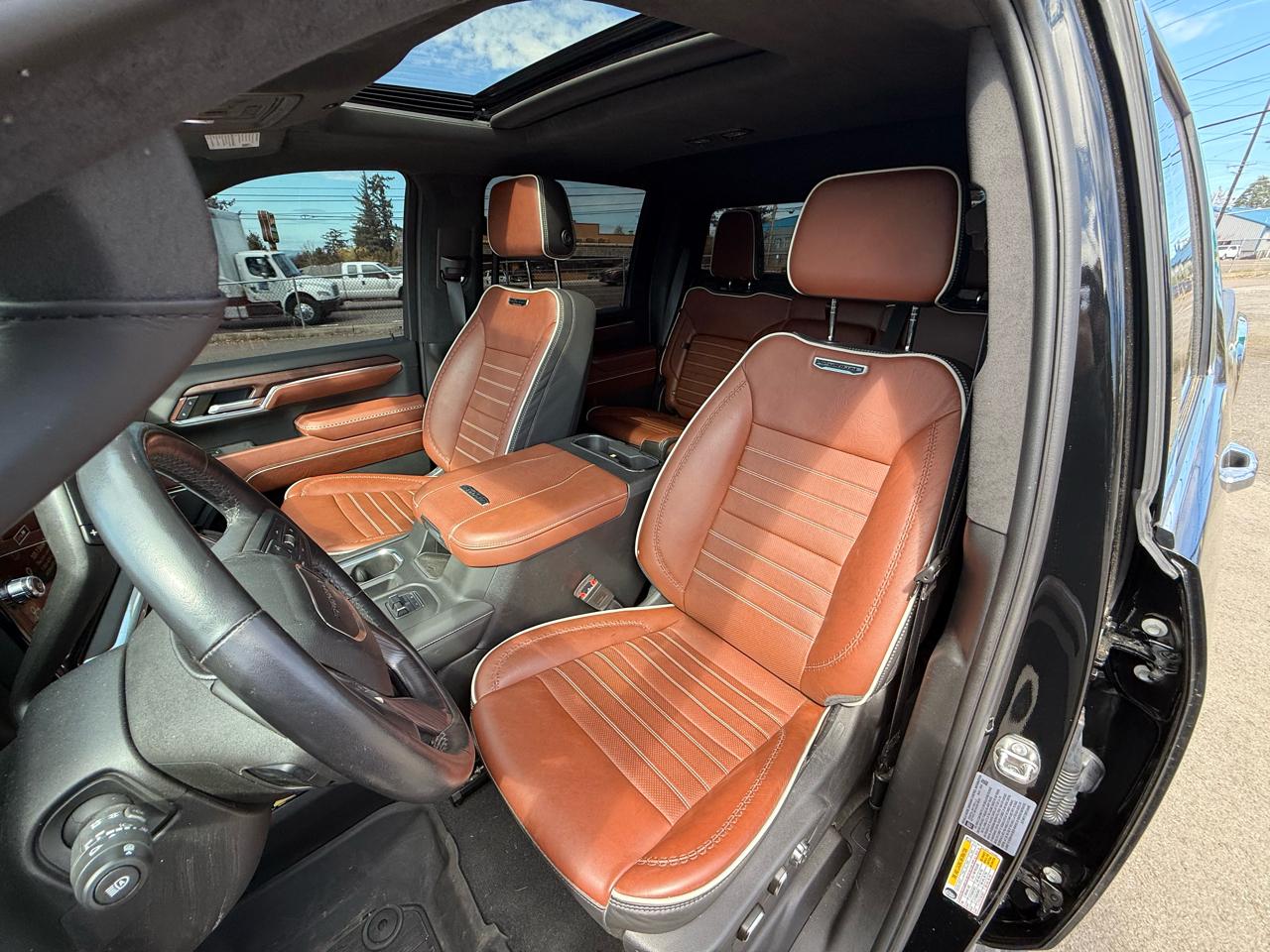 GMC Sierra 3500HD Denali Ultimate Crew Cab 4WD 2024