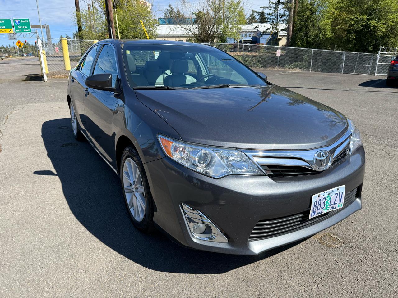 Toyota Camry XLE V6 2012