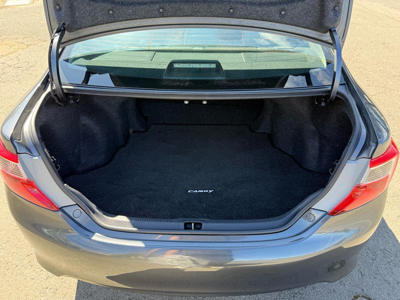 Toyota Camry XLE V6 2012