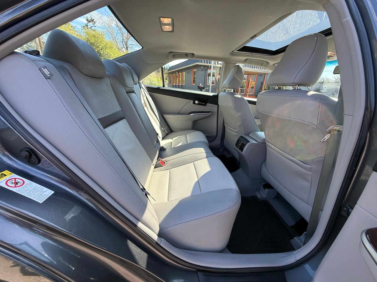 Toyota Camry XLE V6 2012