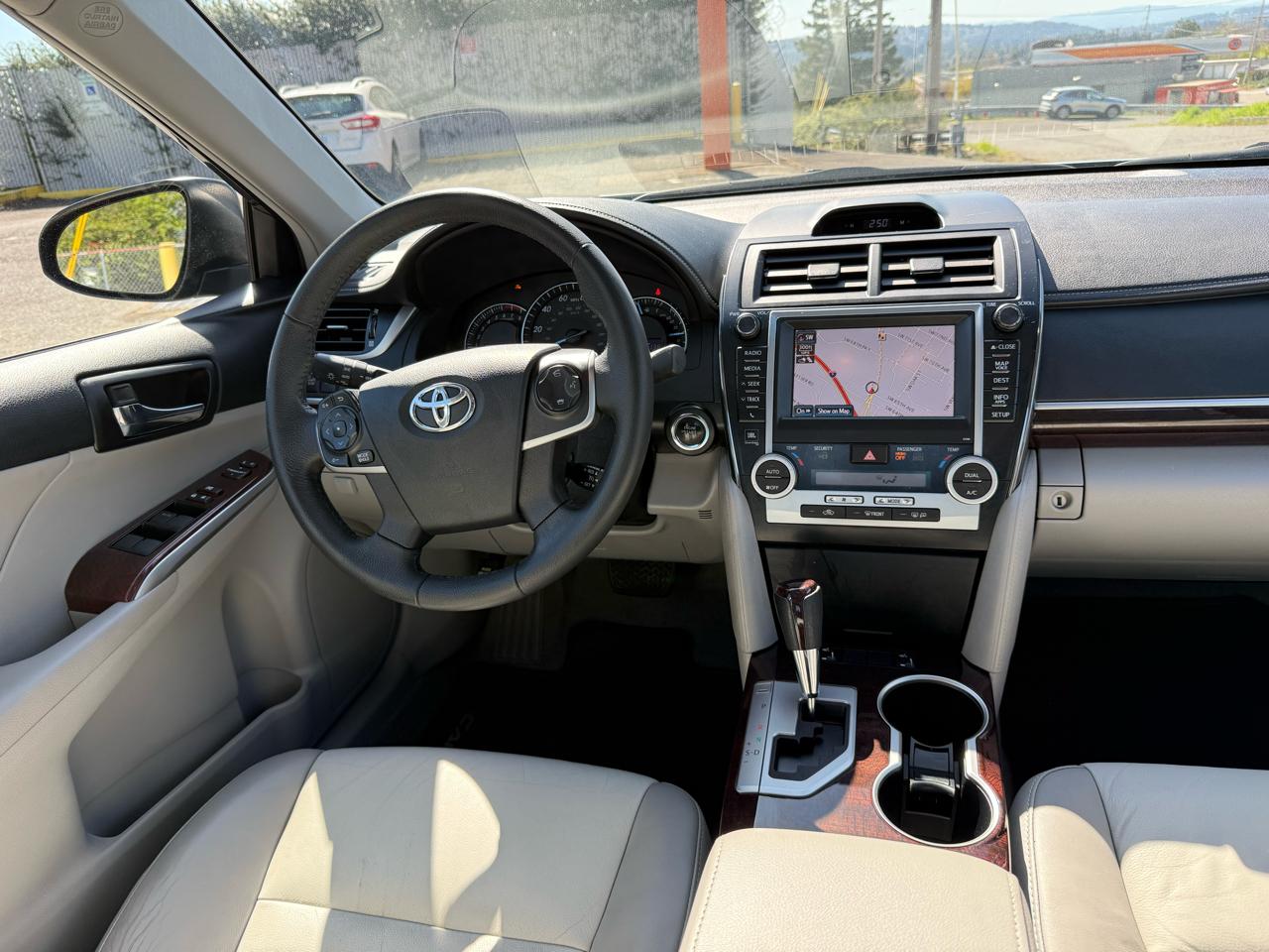 Toyota Camry XLE V6 2012