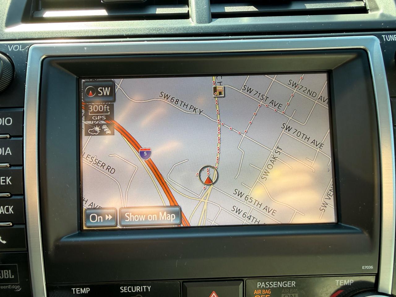 Toyota Camry XLE V6 2012